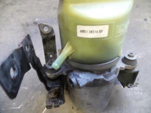 Used Power steering pump Ford Focus 2 C+C 2.0 16V Price on request offered by Autodemontage Joko B.V.