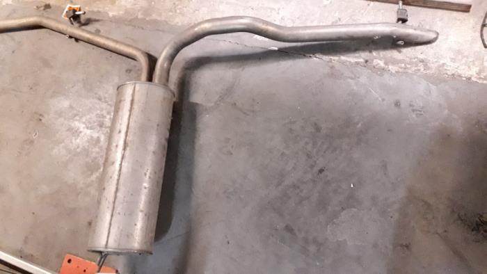 Gebrauchte Auspuff Enddämpfer Renault Trafic New (FL) 1.9 dCi 100 16V Preis auf Anfrage angeboten von Autodemontage Joko B.V.