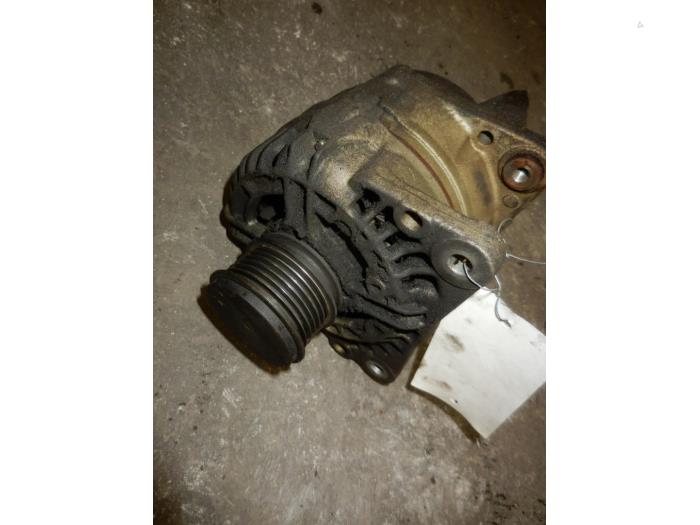 Gebrauchte Dynamo Volkswagen Golf IV Variant (1J5) 1.9 SDI Preis auf Anfrage angeboten von Autodemontage Joko B.V.