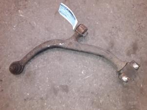 Used Front lower wishbone, left Citroen Saxo 1.6 VTR Price on request offered by Autodemontage Joko B.V.