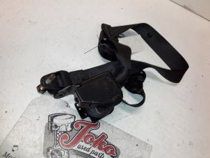 Used Front seatbelt buckle, left Chrysler Voyager/Grand Voyager 2.5 TDiC Price on request offered by Autodemontage Joko B.V.