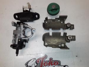 Used Set of cylinder locks (complete) Volvo S40 (VS) 1.8 16V Price on request offered by Autodemontage Joko B.V.