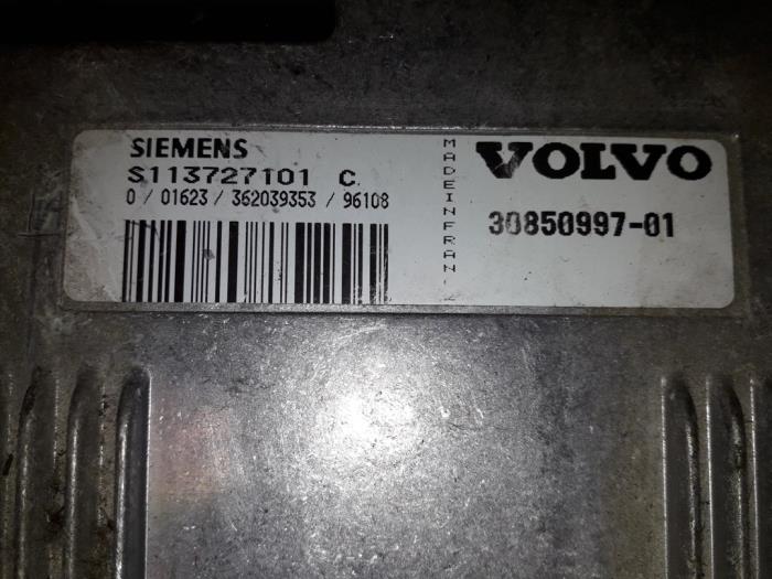 Zestaw wkladek zamka (kompletny) z Volvo V40 (VW) 2.0 16V 1996