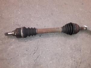 Used Front drive shaft, left Citroen Xsara (N1) 1.6i Price on request offered by Autodemontage Joko B.V.