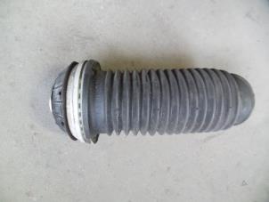 Used Front spring retainer, right Fiat Panda (312) 0.9 TwinAir 60 Price on request offered by Autodemontage Joko B.V.