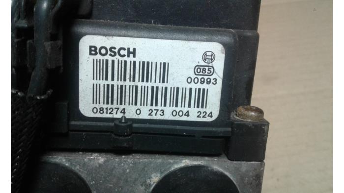 Usagé Bloc ABS Volvo V40 (VW) 1.6 16V Prix sur demande proposé par Autodemontage Joko B.V.
