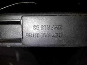 Used Indicator switch Volvo 850 2.5i GLT 20V Price on request offered by Autodemontage Joko B.V.