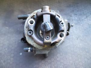 Used Injector housing Opel Astra F (53/54/58/59) 1.6i Price on request offered by Autodemontage Joko B.V.