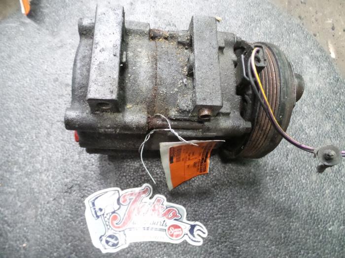 Usagé Pompe clim Ford Escort 6 (ANL) 1.8 TD Prix sur demande proposé par Autodemontage Joko B.V.