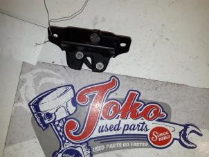 Used Tailgate lock mechanism Citroen Saxo 1.5 D Price on request offered by Autodemontage Joko B.V.