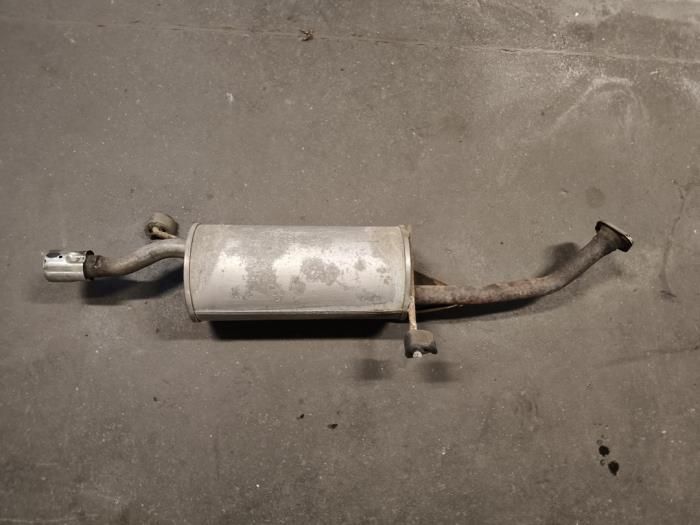 Gebrauchte Auspuff Enddämpfer Mazda 323 (BA12) 1.5i 16V Preis auf Anfrage angeboten von Autodemontage Joko B.V.