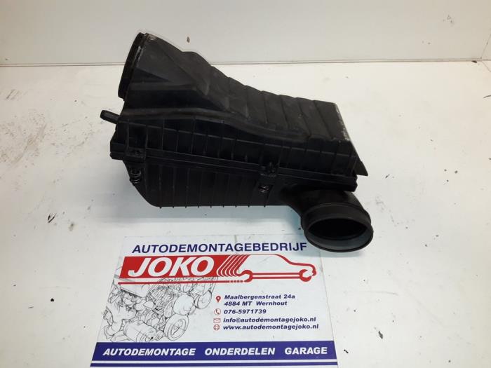 Begagnade Luftfilterhus Citroen XM (Y4) 2.0 Turbo Pris på förfrågan erbjuds av Autodemontage Joko B.V.