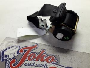 Used Rear seatbelt, right Ford Fusion 1.6 16V Price on request offered by Autodemontage Joko B.V.