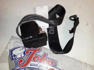 Used Rear seatbelt, centre Citroen C3 (FC/FL/FT) 1.1 Price on request offered by Autodemontage Joko B.V.