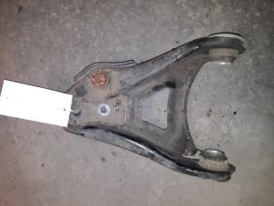 Used Front lower wishbone, right Renault Clio II Societe (SB) 1.5 dCi 65 Price on request offered by Autodemontage Joko B.V.