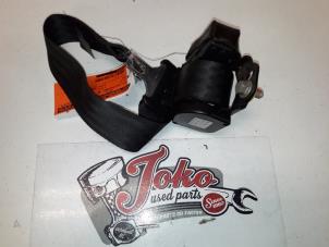 Used Rear seatbelt, right Volvo 850 2.5i GLE 10V Price on request offered by Autodemontage Joko B.V.