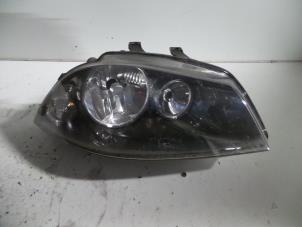 Used Headlight, right Seat Ibiza III (6L1) 1.9 TDI FR Price on request offered by Autodemontage Joko B.V.