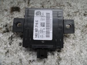 Used Alarm module Volkswagen Eos (1F7/F8) 2.0 FSI 16V Price on request offered by Autodemontage Joko B.V.