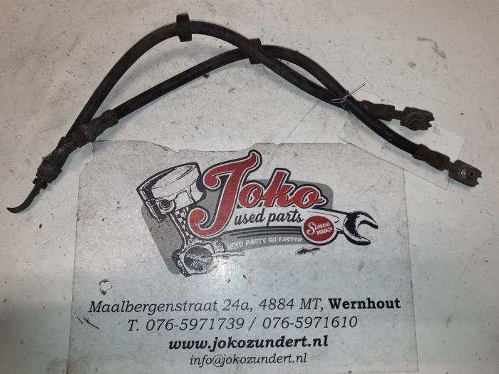 Begagnade Främre bromsslang Volkswagen Polo III (6N1) 1.6i 75 Pris på förfrågan erbjuds av Autodemontage Joko B.V.