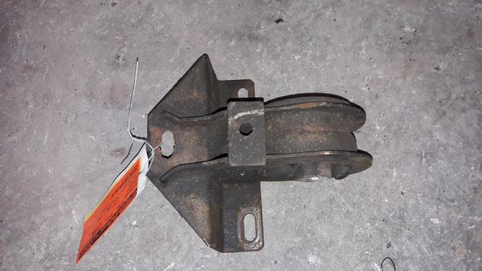 Used Engine mount Chrysler Voyager/Grand Voyager 3.3i V6 Price on request offered by Autodemontage Joko B.V.