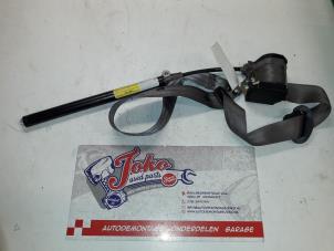 Used Front seatbelt, left Ford Galaxy (WGR) 2.0 CL,GLX SEFI Price on request offered by Autodemontage Joko B.V.
