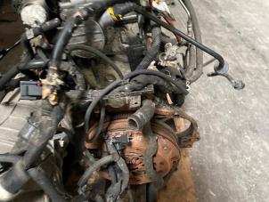 Engine from a Saab 9-3 II Sport Sedan (YS3F) 2.2 TiD 16V 2005