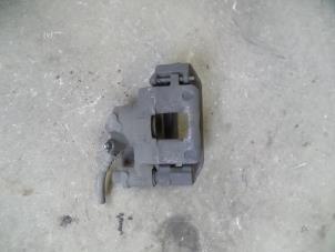 Used Front brake calliper, right Ford Ka II 1.2 Price on request offered by Autodemontage Joko B.V.