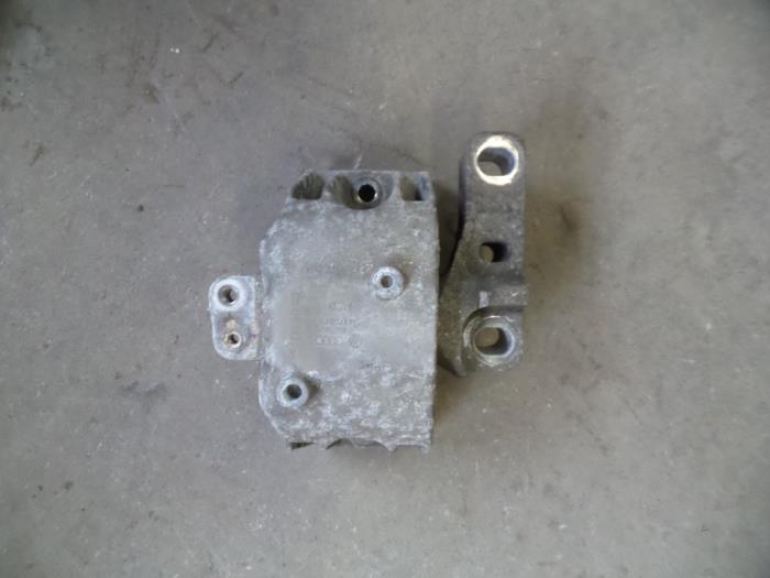 Used Engine mount Audi TT Roadster (8N9) 1.8 20V Turbo Quattro Price on request offered by Autodemontage Joko B.V.