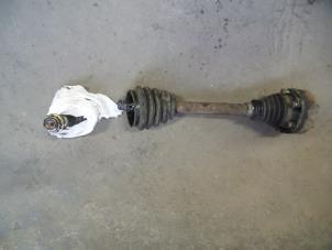 Used Drive shaft, rear right Audi TT Roadster (8N9) 1.8 20V Turbo Quattro Price on request offered by Autodemontage Joko B.V.
