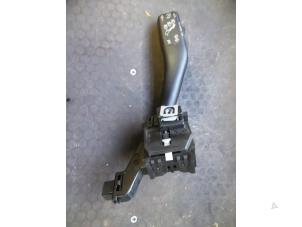Used Indicator switch Volkswagen Touran (1T1/T2) 1.9 TDI 105 Euro 3 Price on request offered by Autodemontage Joko B.V.