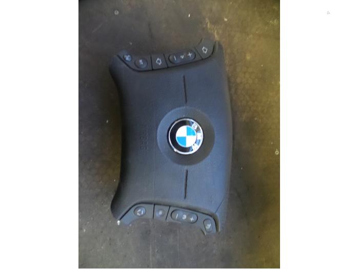 Left airbag (steering wheel) from a BMW X3 (E83) 2.5 24V 2004