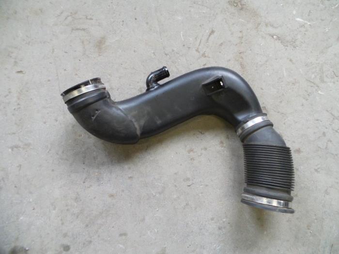 Air intake hose Opel Zafira 1.9 CDTI 13242284