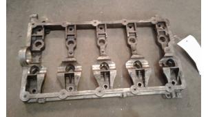 Used Camshaft housing Audi A4 Avant (B7) 2.0 TDI 16V Price on request offered by Autodemontage Joko B.V.