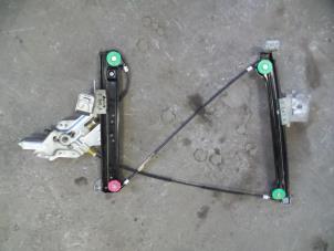 Used Window mechanism 2-door, front right Saab 9-3 II (YS3F) 2.0t 16V Price on request offered by Autodemontage Joko B.V.