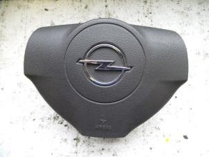 Używane Poduszka powietrzna lewa (kierownica) Opel Astra H GTC (L08) 1.3 CDTI 16V Ecotec Cena na żądanie oferowane przez Autodemontage Joko B.V.