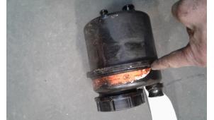 Used Power steering fluid reservoir Iveco New Daily III 35S11V,C11V Price on request offered by Autodemontage Joko B.V.