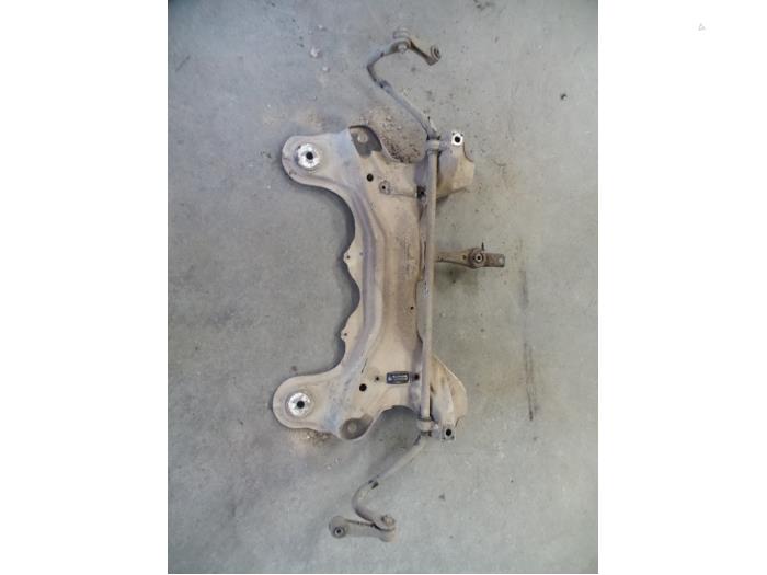 Gebrauchte Unterrahmen Audi A3 (8L1) 1.6 Preis auf Anfrage angeboten von Autodemontage Joko B.V.