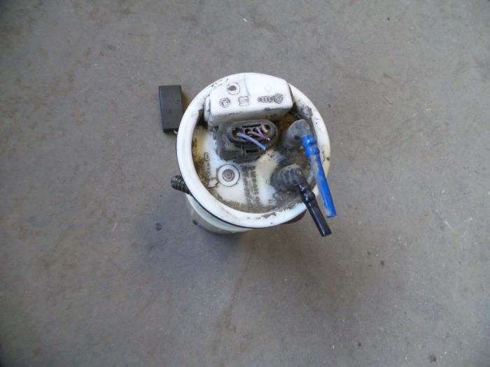 Gebrauchte Kraftstoffpumpe Elektrisch Audi A3 (8L1) 1.6 Preis auf Anfrage angeboten von Autodemontage Joko B.V.