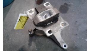 Used Engine mount Ford Transit Connect 1.8 TDCi 90 DPF Price on request offered by Autodemontage Joko B.V.