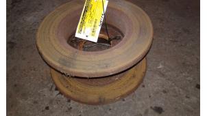Used Front brake disc Fiat Ducato (280) 2.5 D Price on request offered by Autodemontage Joko B.V.