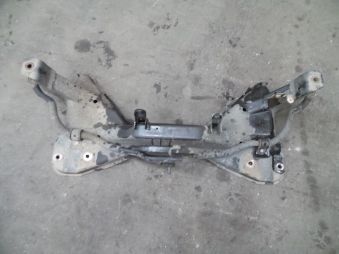 Used Subframe Mitsubishi Space Star (DG) 1.3 16V Price on request offered by Autodemontage Joko B.V.