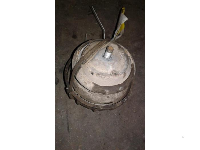 Used Engine mount Mercedes Vito (639.7) 2.2 115 CDI 16V Price on request offered by Autodemontage Joko B.V.