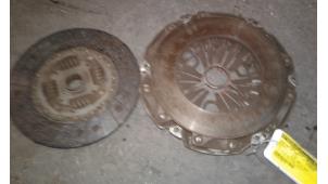 Used Clutch kit (complete) Mercedes Vito (639.7) 2.2 115 CDI 16V Price on request offered by Autodemontage Joko B.V.