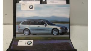 Used Instruction Booklet BMW 3 serie Touring (E46/3) 318d 16V Price on request offered by Autodemontage Joko B.V.