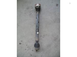 Used Front drive shaft, right Seat Leon (1P1) 2.0 FSI 16V Price on request offered by Autodemontage Joko B.V.