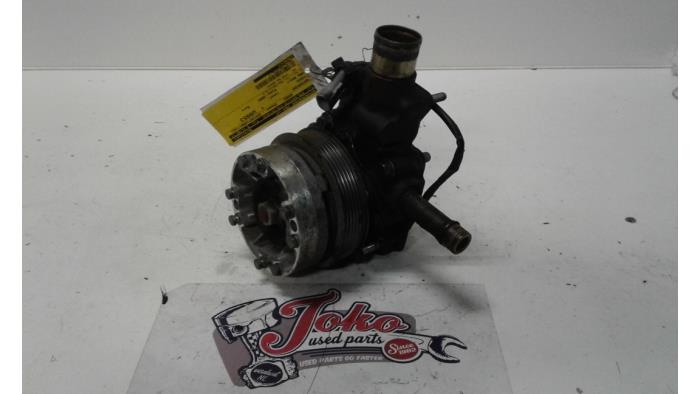 Water pump from a Iveco New Daily III 35S11V,C11V 2004