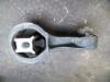 Engine mount from a Renault Trafic New (FL), 2001 / 2014 2.0 dCi 16V 115, Delivery, Diesel, 1.995cc, 84kW (114pk), FWD, M9R782, 2008-01 / 2014-06, FLAH; FLBH; FLFH; FLGH 2007