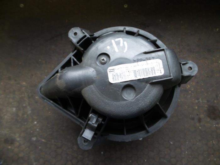 Heating and ventilation fan motor Renault Trafic New 2.0 dCi 16V 115 ...