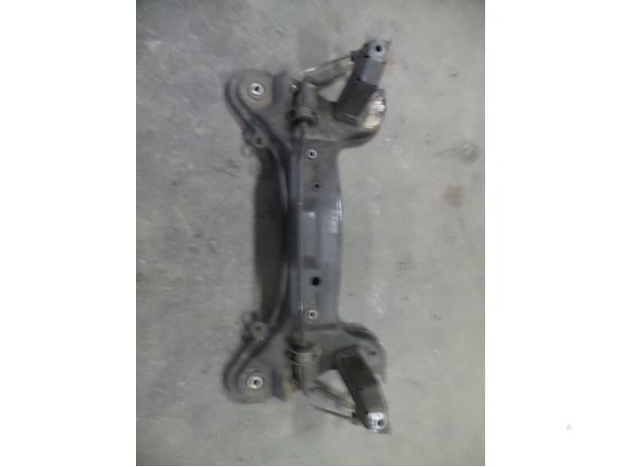 Usados Subchasis Fiat Stilo (192A/B) 1.8 16V 3-Drs. Precio de solicitud ofrecido por Autodemontage Joko B.V.