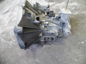 Getriebe van een Fiat Stilo (192A/B) 1.8 16V 3-Drs. 2002
